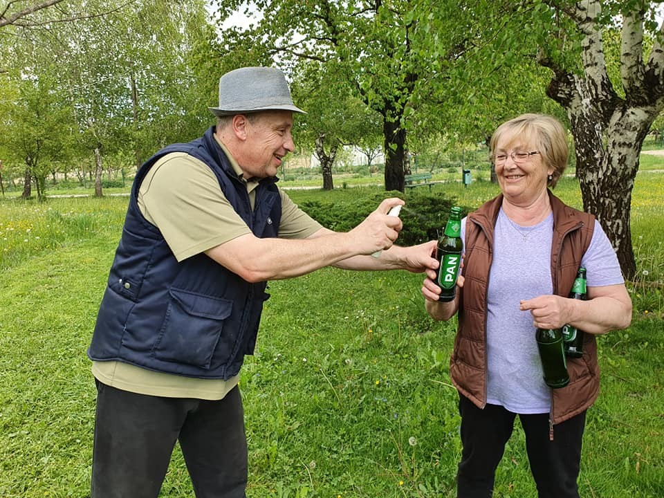 FOTO Članovi KUD-a Mihovljan su ovih dana uredili park unatoč korona krizi