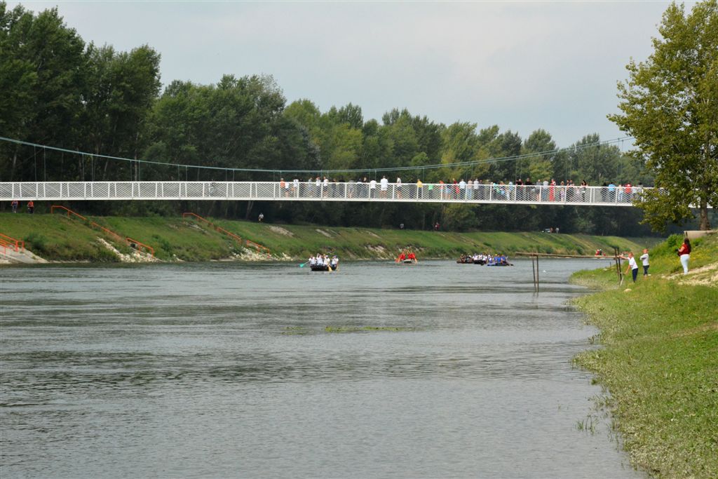 dsc4024708932
