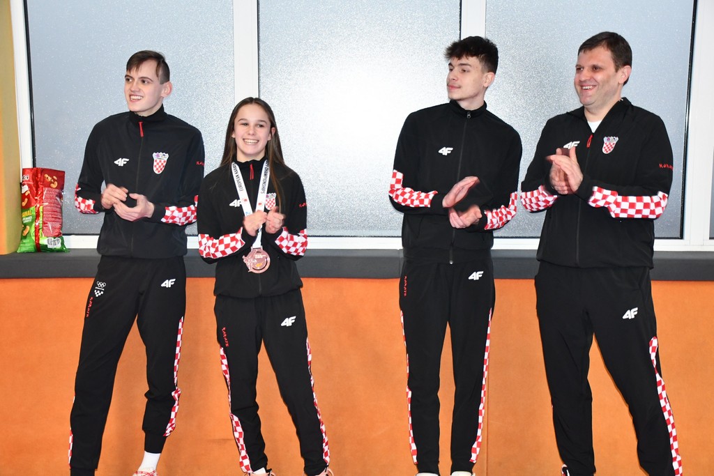 Brončana karatistica Aida Trstenjak dočekana u Maloj Subotici!