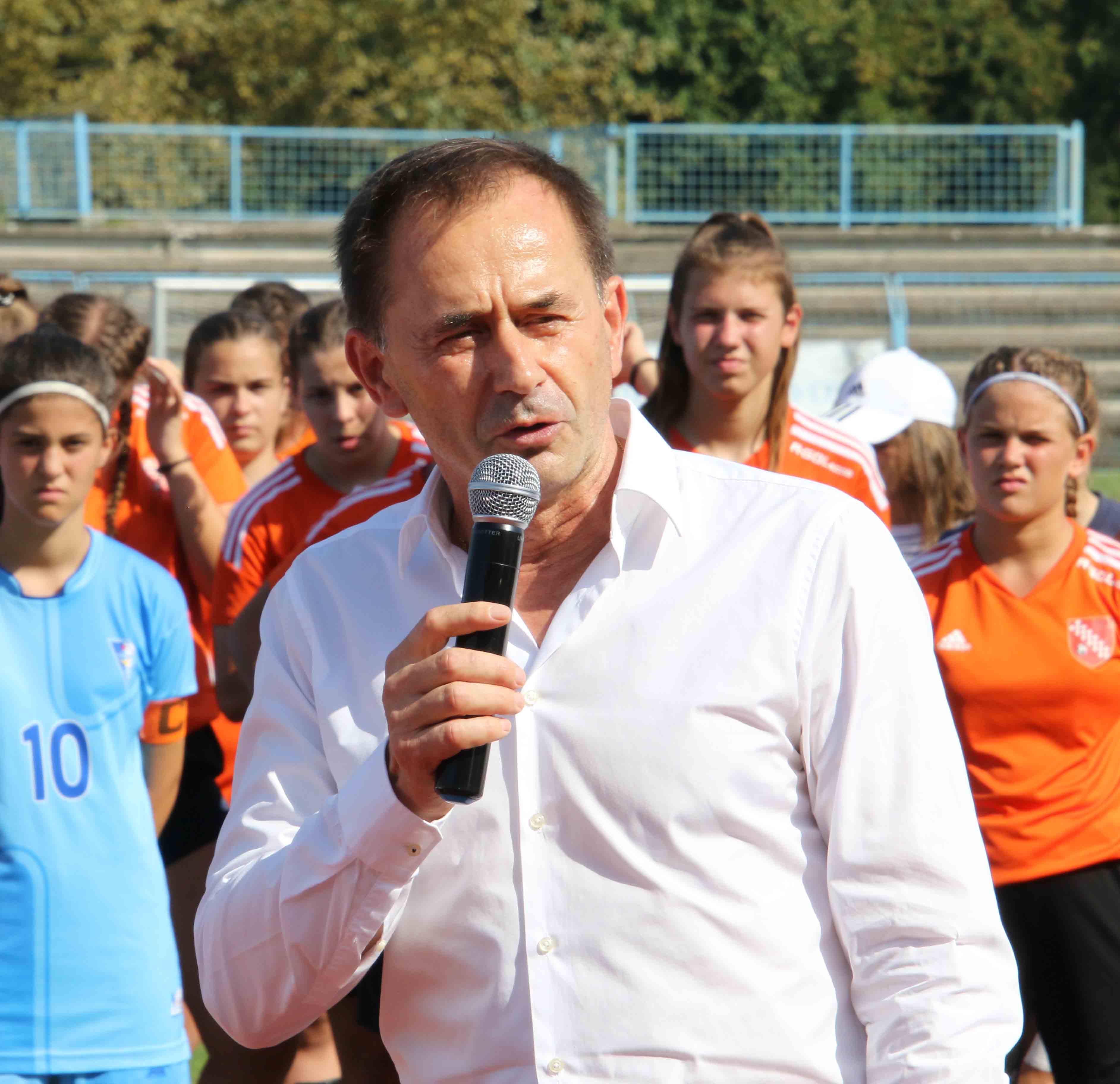 MEĐUNARODNO IZDANJE Ženski nogometni turnir u Čakovcu ‘Volim nogomet’