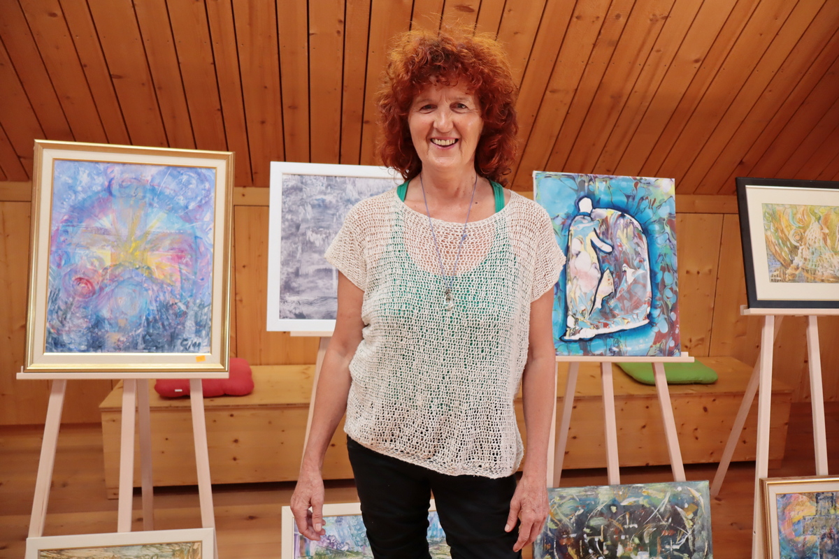 DONJI KRALJEVEC Otvorena izložba Nadice Gorupić, radove naslikala po Steinerovoj metodi