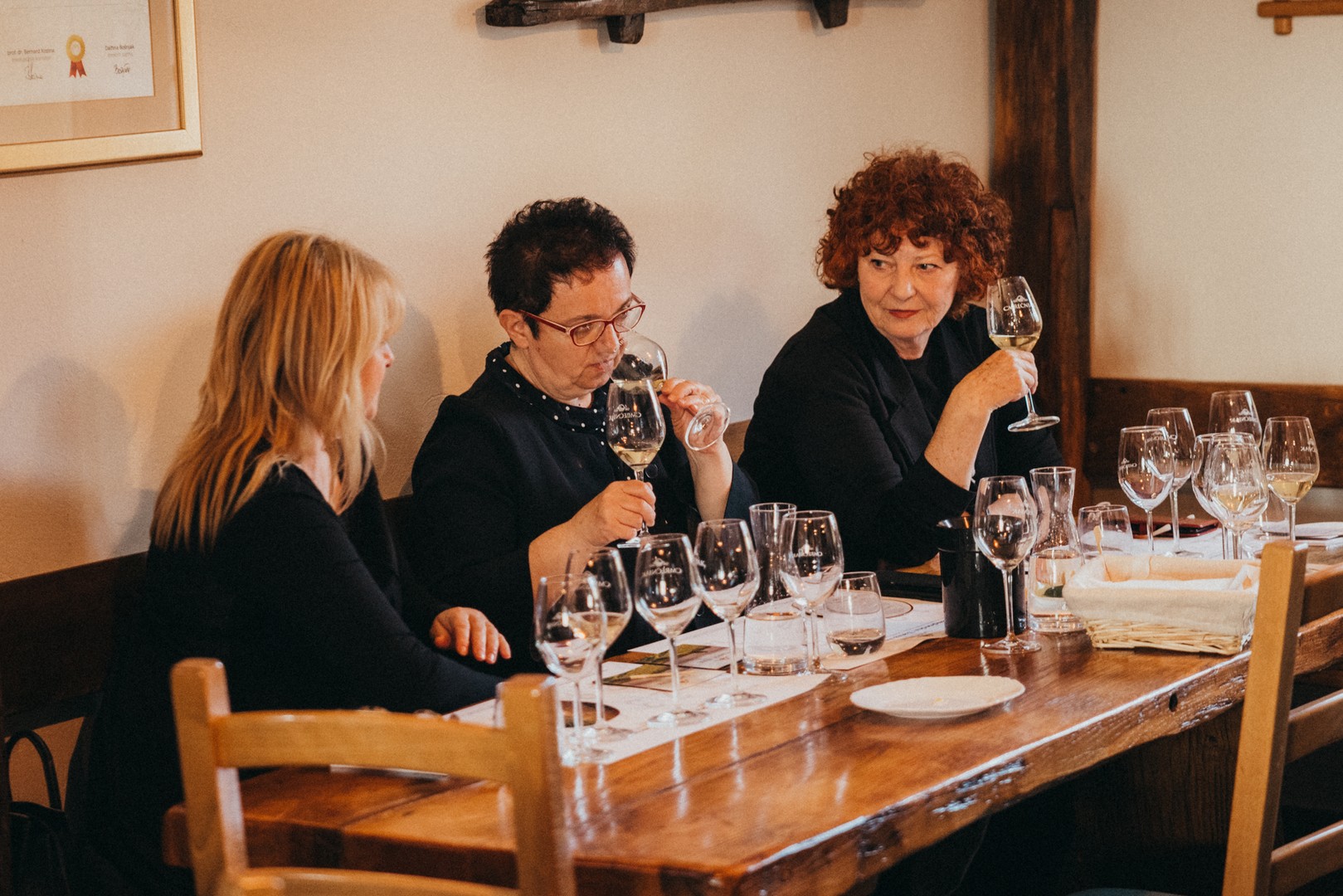 Vinarija Cmrečnjak poziva u novu Vinoteku!