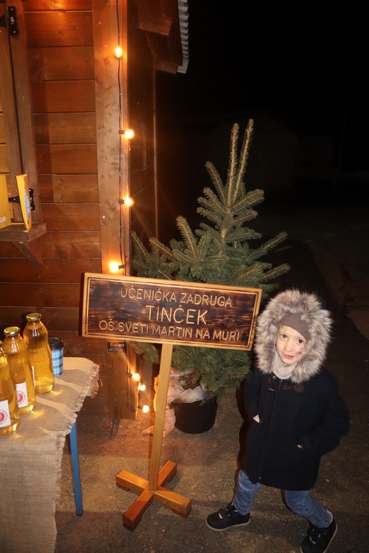 FOTO Na adventskom vijencu u centru Svetog Martina na Muri upaljena je još jedna svijeća