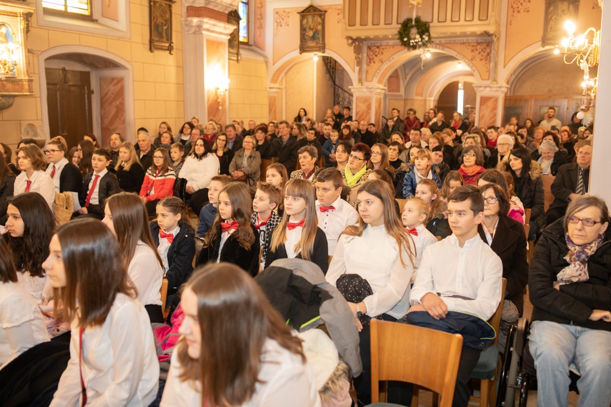 FOTO Božićni koncert u crkvi sv. Marije Magdalene u Štrigovi