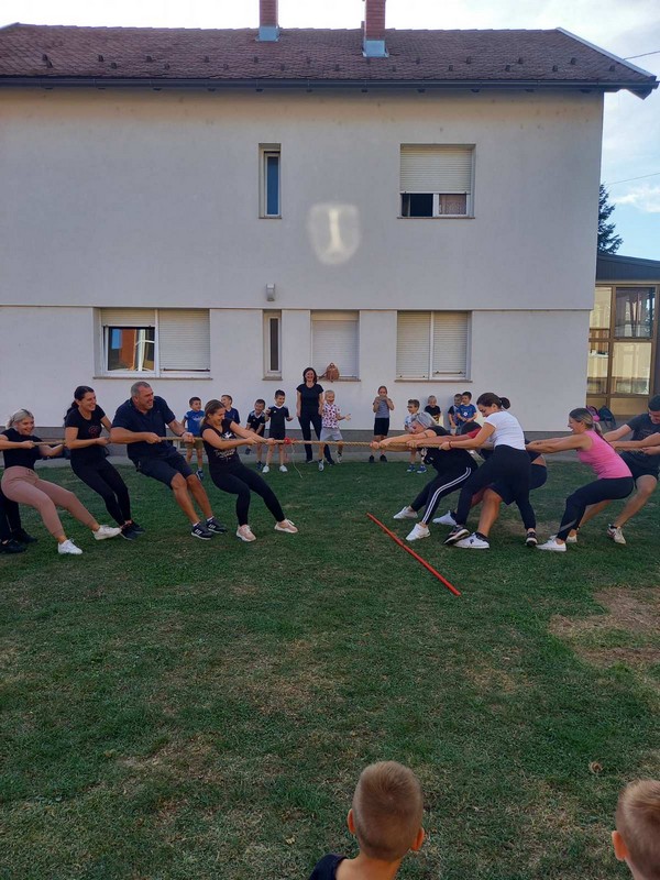 REKREACIJA ZA NAJMLAĐE Jesenski sportski susreti u Dječjem vrtiću Svetog Nikole