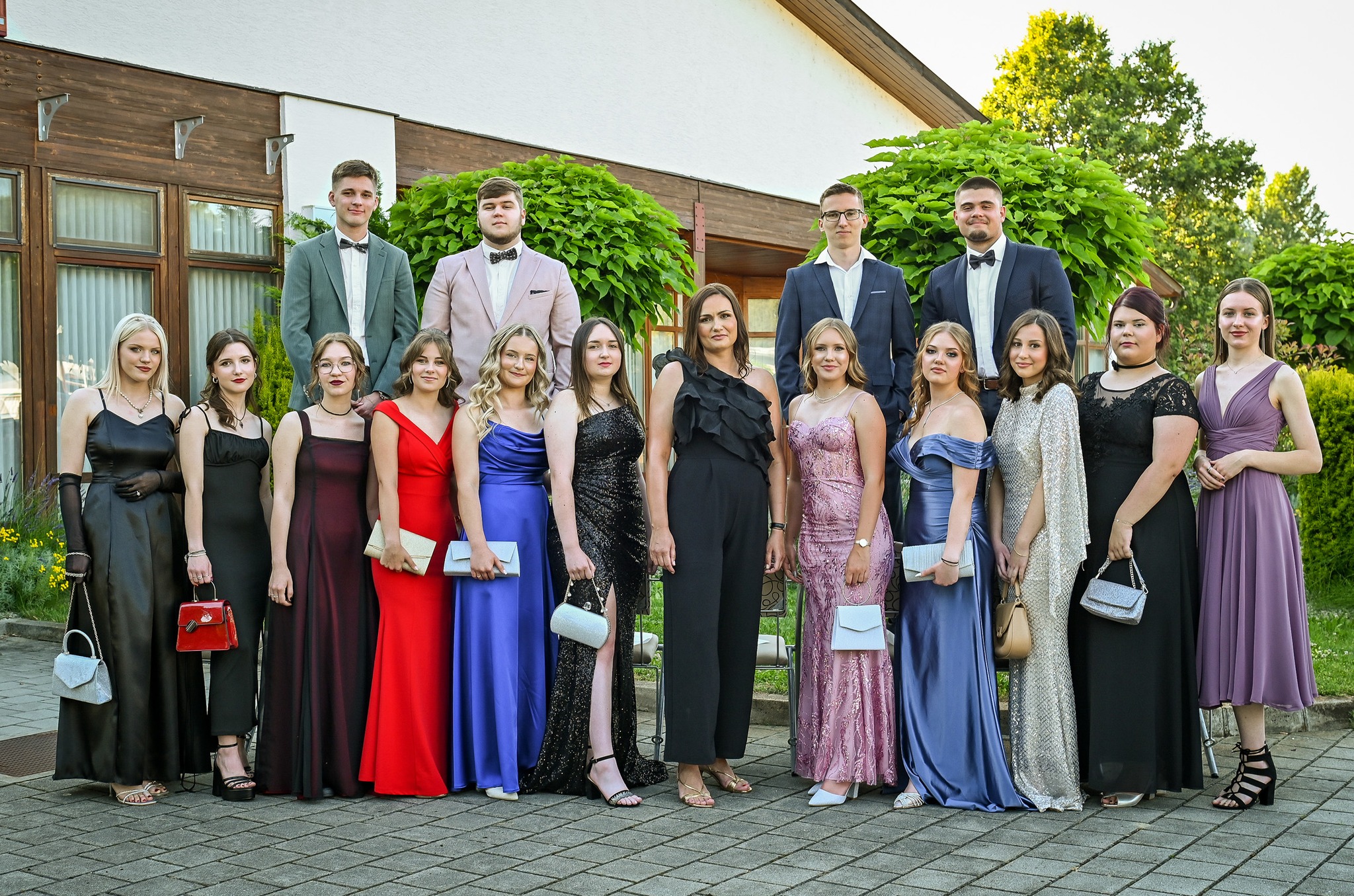 SREDNJA ŠKOLA PRELOG Pogledajte 7 divnih maturantskih razreda