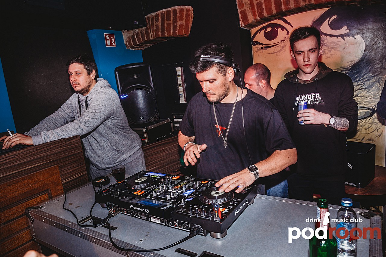 ODLIČNA ZABAVA Podroom clubbing uz Kostu Radmana i Ariena