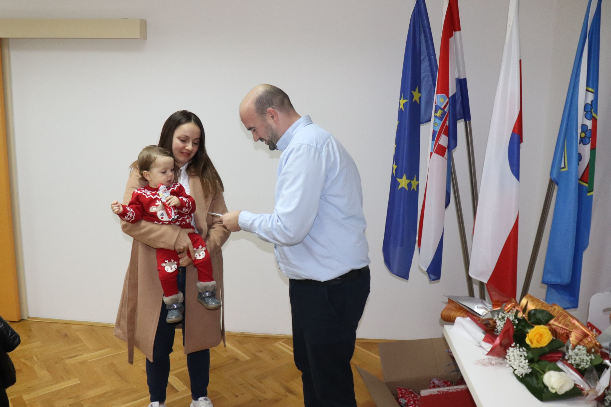 GORIČAN Podijeljene naknade za novorođenu djecu