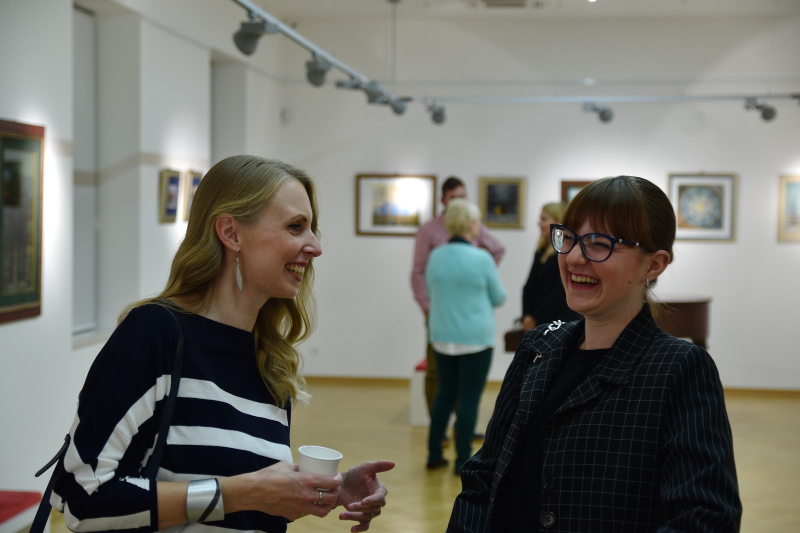 PRELOG Otvorena samostalna izložba ‘Godišnji’ akademske umjetnice Marine Ćorić