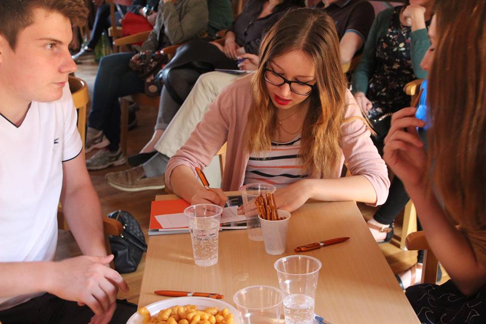 1115052592234727784380944772727