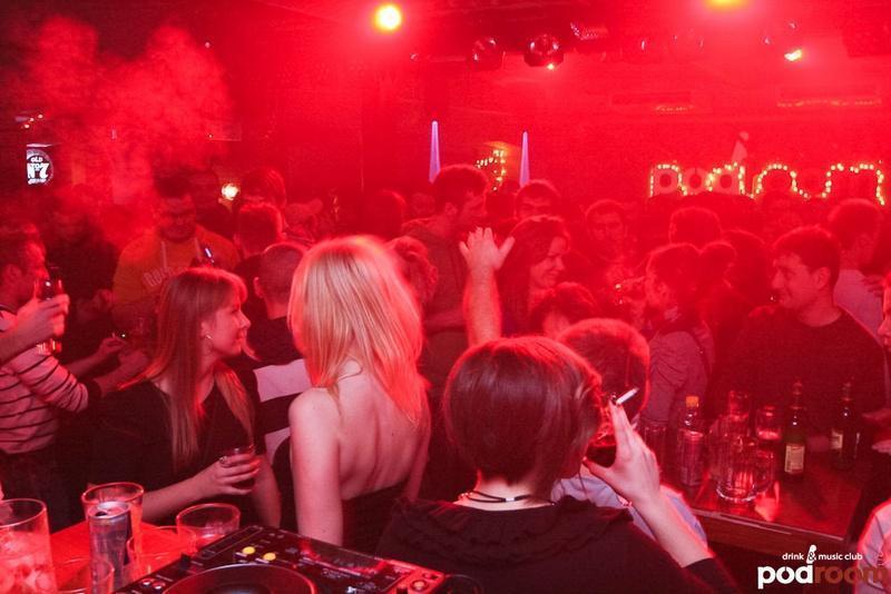 slika0005 Podroom (Subota, 15.12. – Winter house madness)