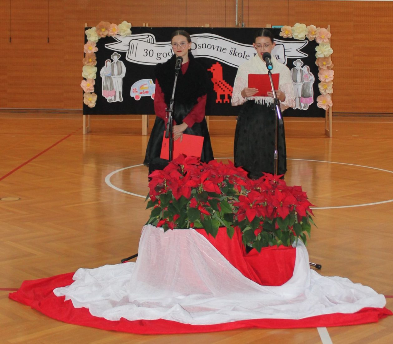 Tia Šarkanj i Tena Horvatić