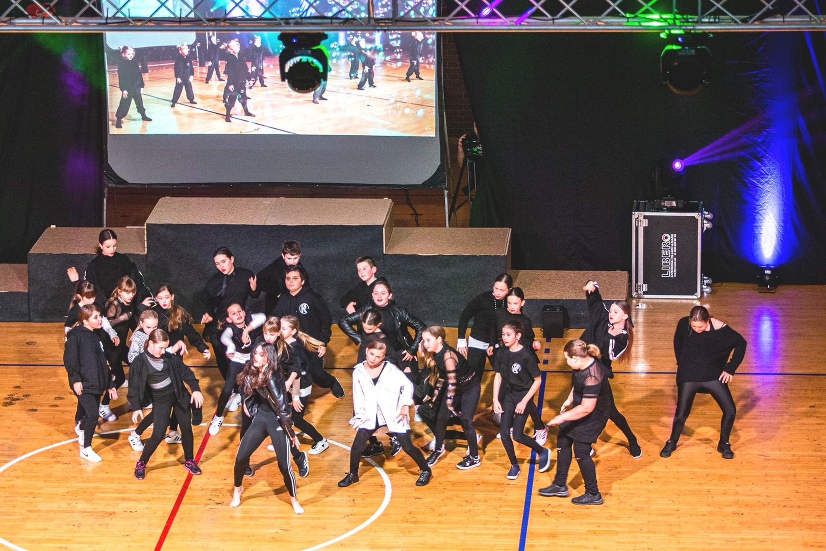 Plesni studio Korak produkcijom humanitarnog karaktera proslavio pet godina rada