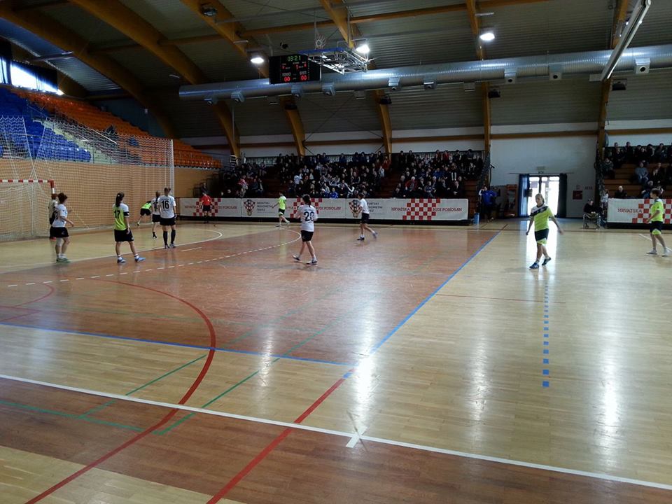 1273553810004597500272692847974