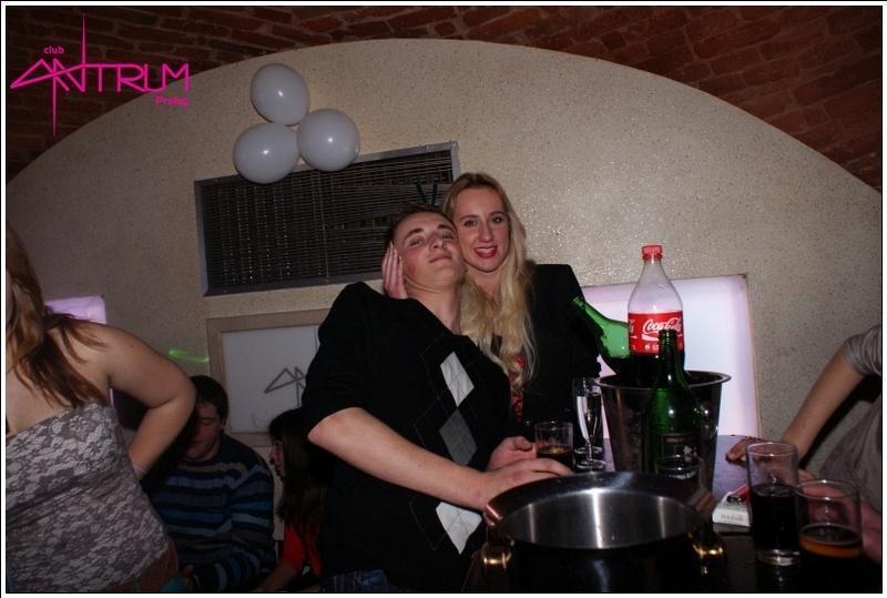 slika0044 Antrum (Subota, 12.1.2013.) slika0044 Antrum (Subota, 12.1.2013.)