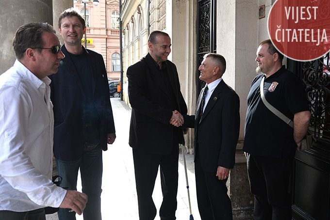 pumeobljetnicahnk12570e73312084