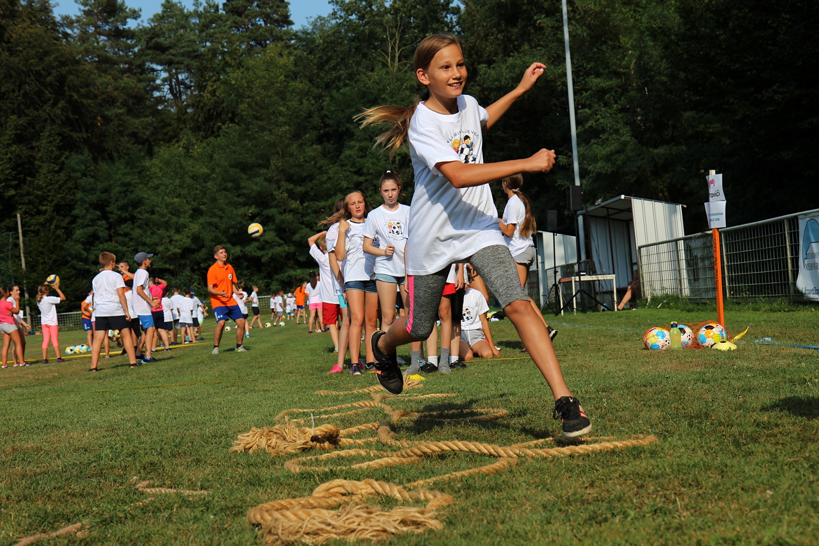 Vesela škola nogometa u Malom Mihaljevcu