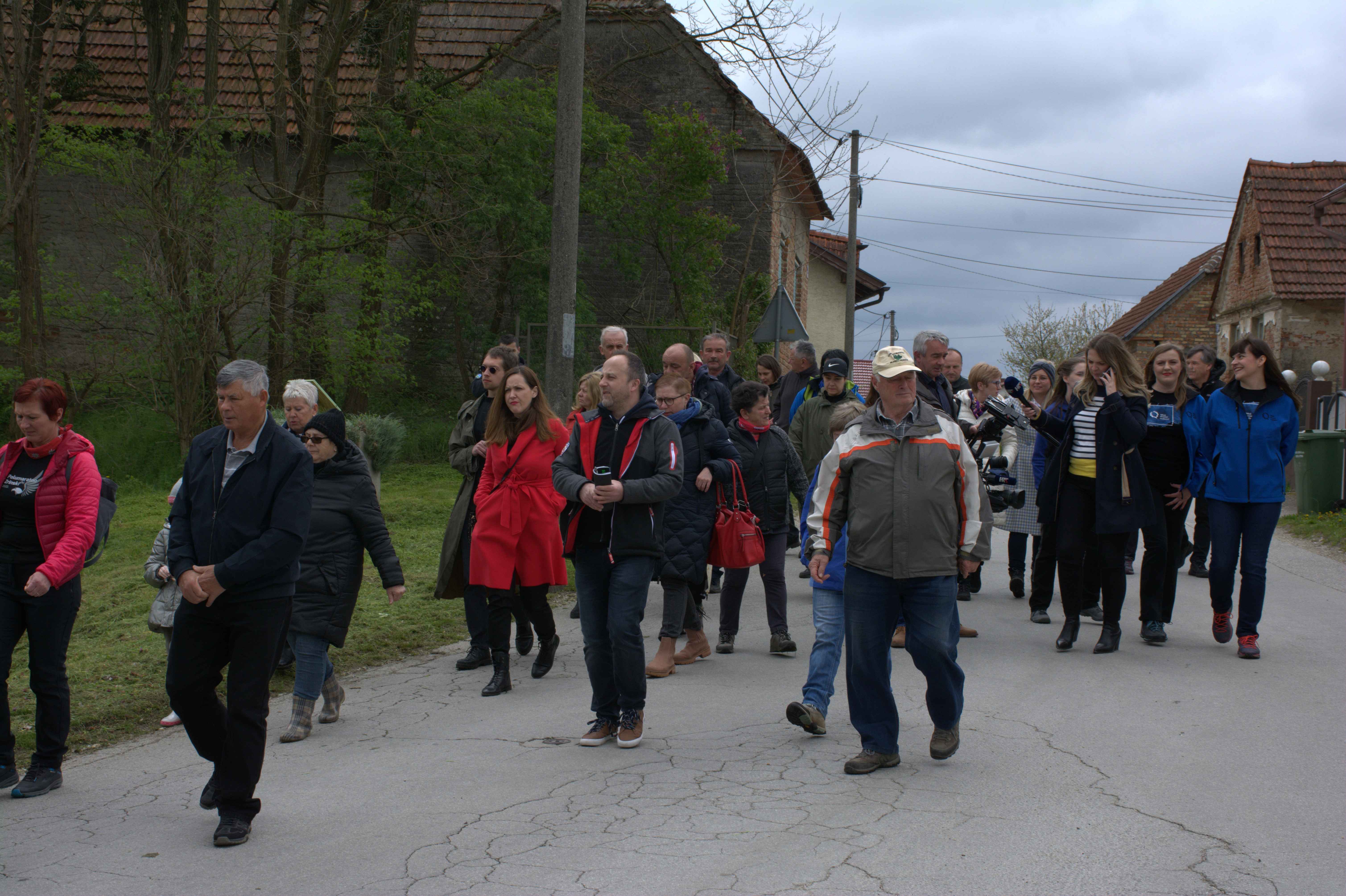 KRIŽOVEC Vrijeme je poslužilo i službeno je otvorena nova poučna staza “Čovjek i rijeka” KRIŽOVEC Vrijeme je poslužilo i službeno je otvorena nova poučna staza “Čovjek i rijeka”