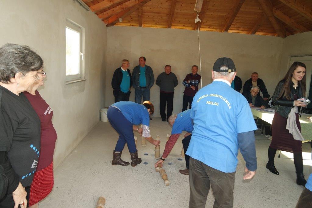 umirovljenici26343196