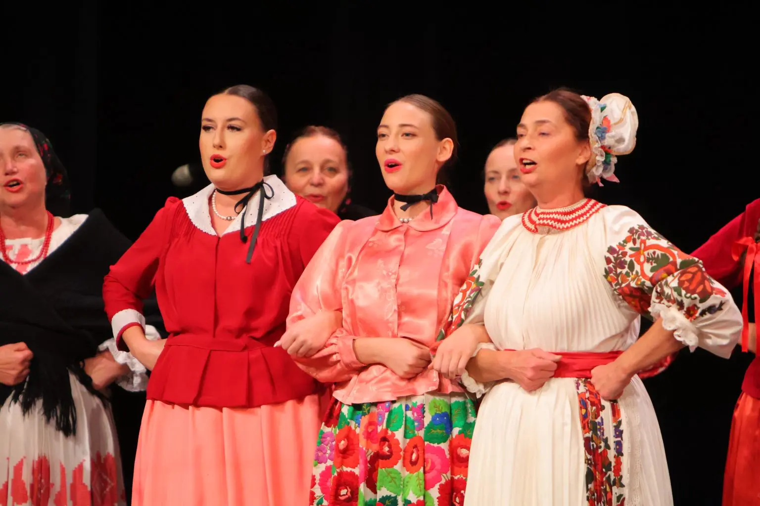 31. Susreta hrvatskih folklornih ansambala i izvornih skupina (10)