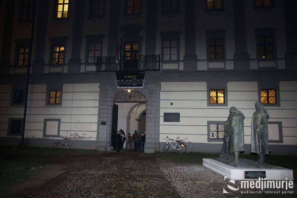 nocmuzejacakovec0039847358