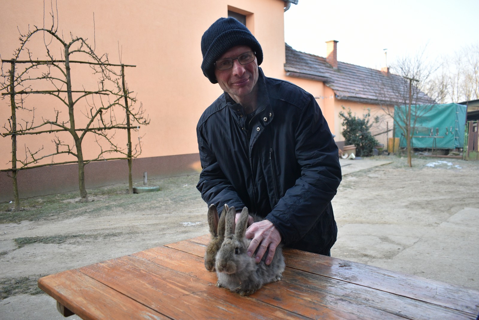 Denis Dobša kuniće uzgaja od malih nogu