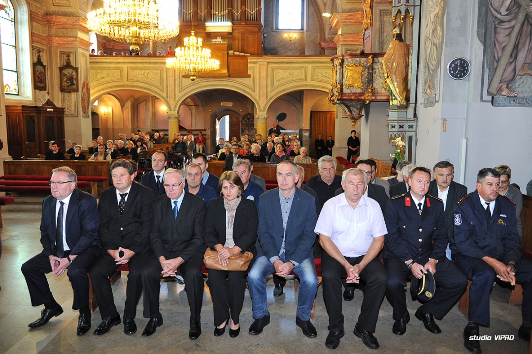 297412302dsc0768956850