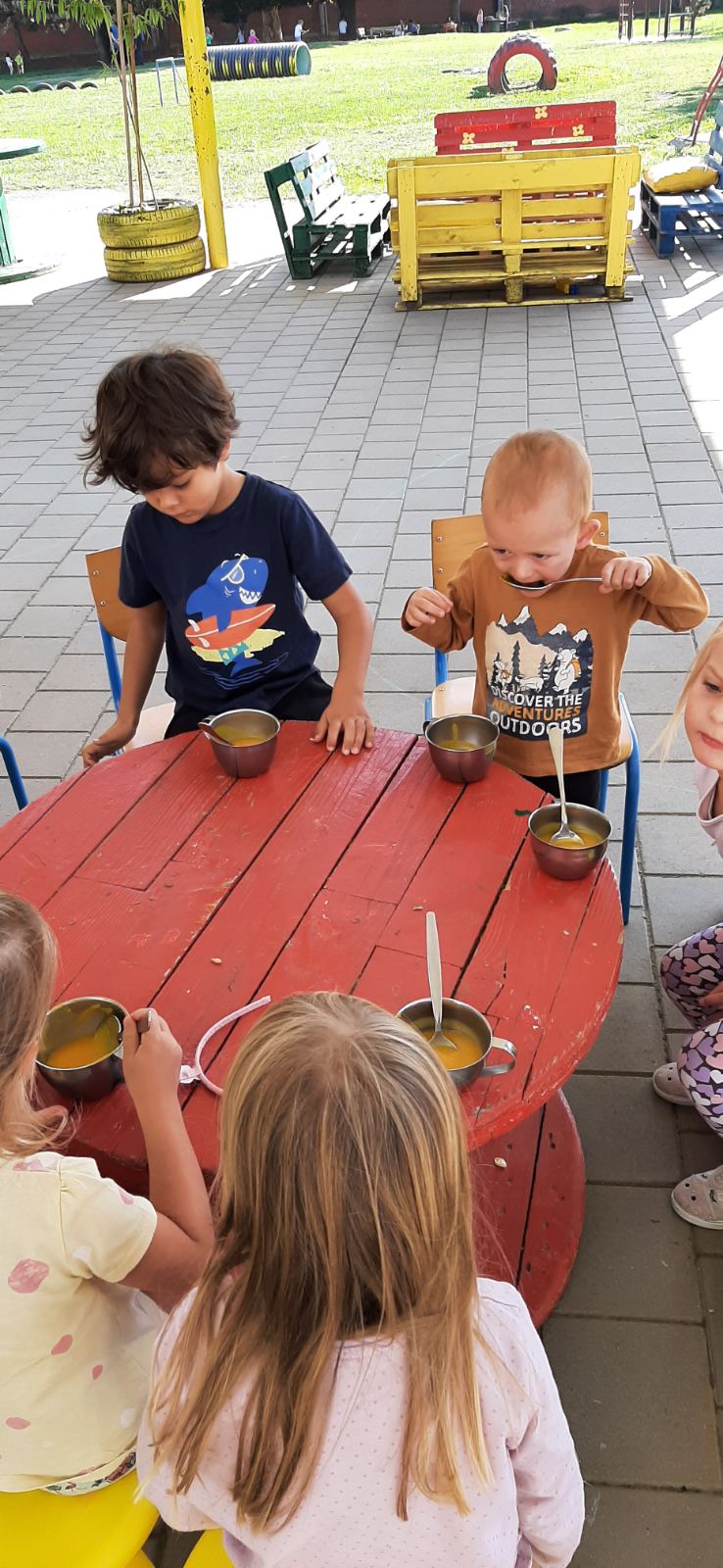 DJECA SU UŽIVALA Jesenska svečanost u Dječjem vrtiću Cvrčak