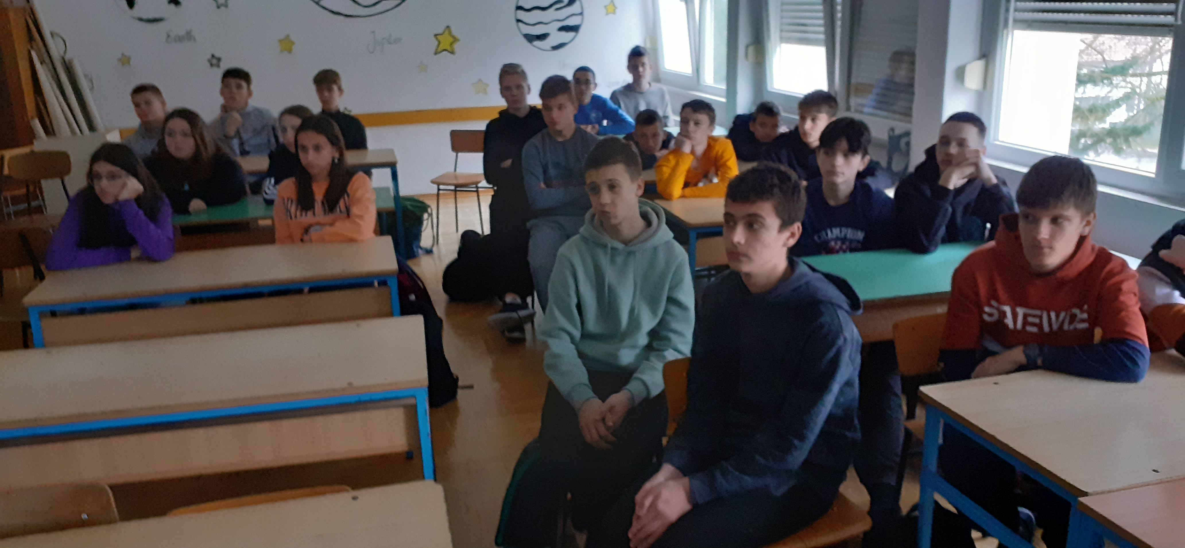 OŠ SELICA Branitelji osmašima prenijeli priču i istinu o Domovinskom ratu