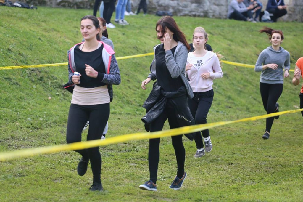 2269049710213285075338368996286