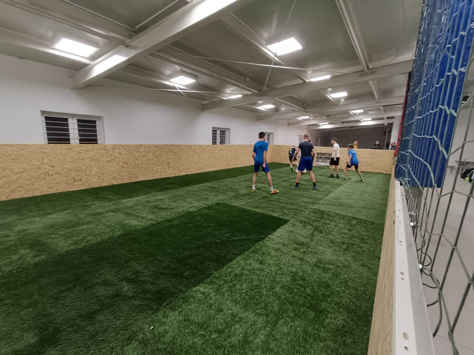 U Kotoribi se može zaigrati popularni cageball – nogomet u kavezu