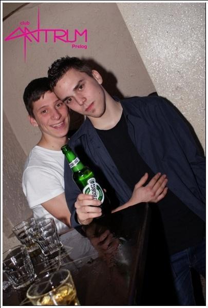 slika0004 Antrum (Subota, 5.1.2013.) slika0004 Antrum (Subota, 5.1.2013.)