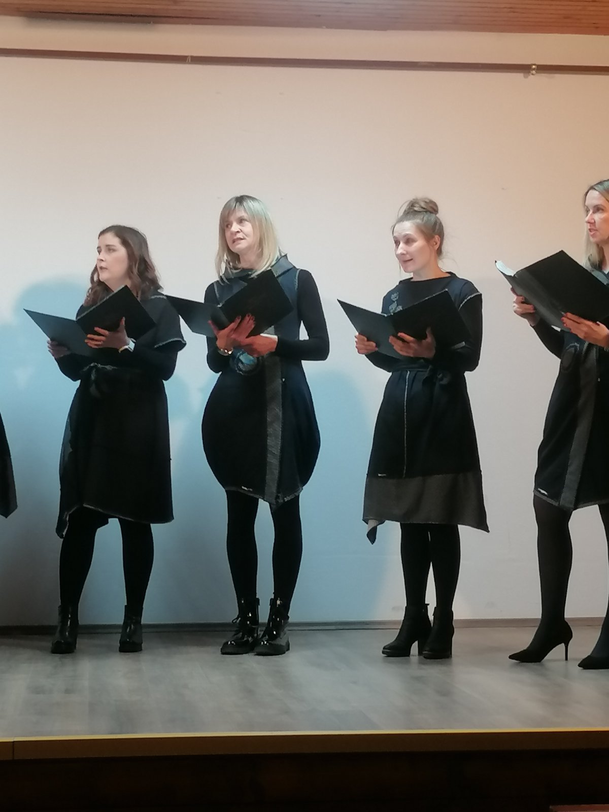 Blagdanski koncert vokalistica Svetog Marka u Štrukovcu