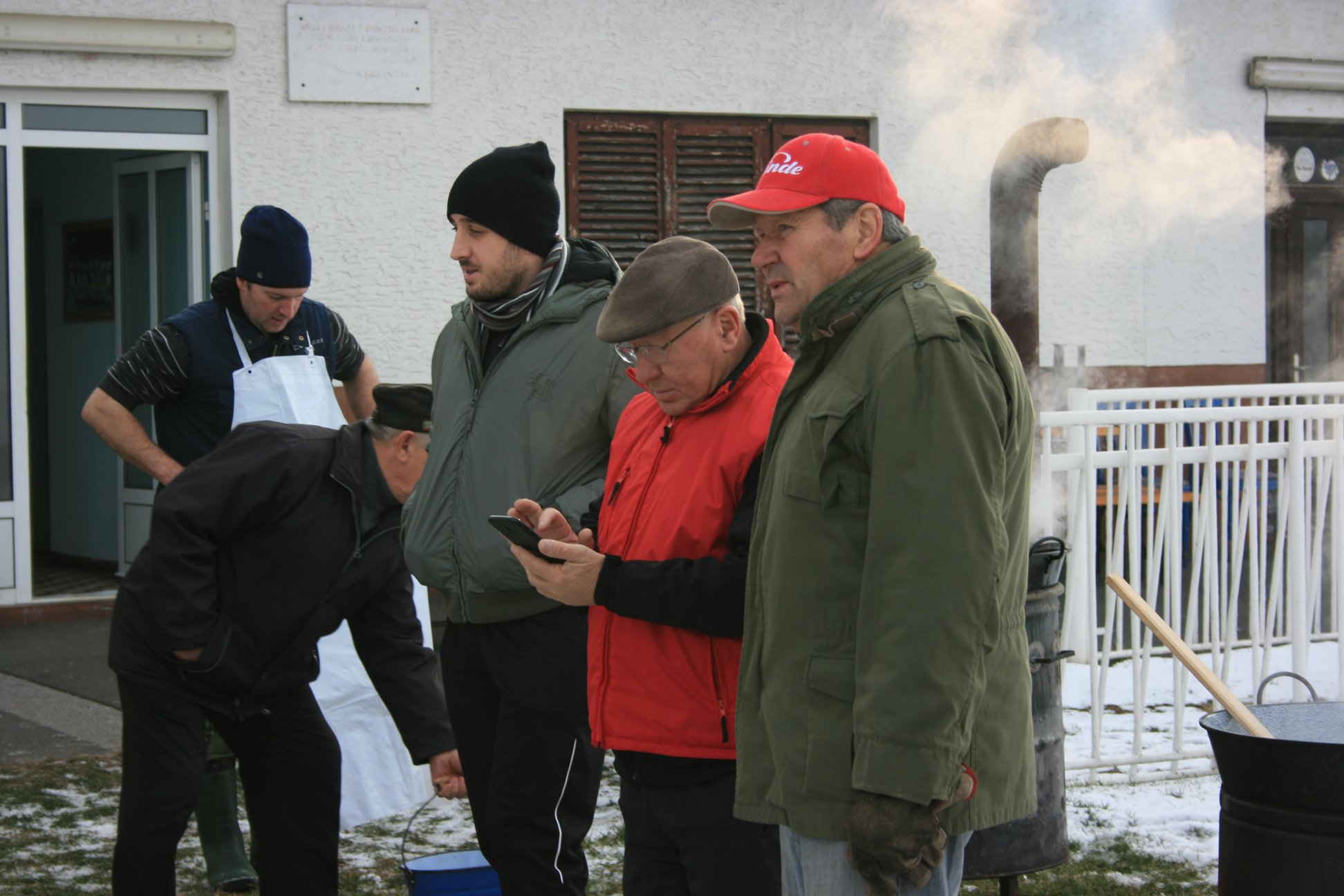 Tradicijsko kolinje okupilo brojne članove kotoripskog Graničara uoči početka priprema