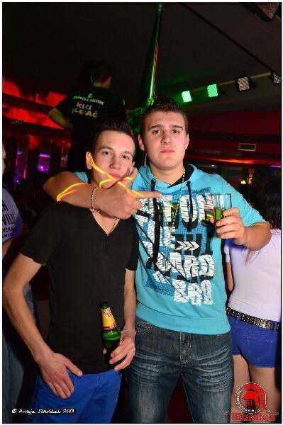 PIC00055 Maraton (Subota, 21.12.2013. – Energy madness party) PIC00055 Maraton (Subota, 21.12.2013. – Energy madness party)