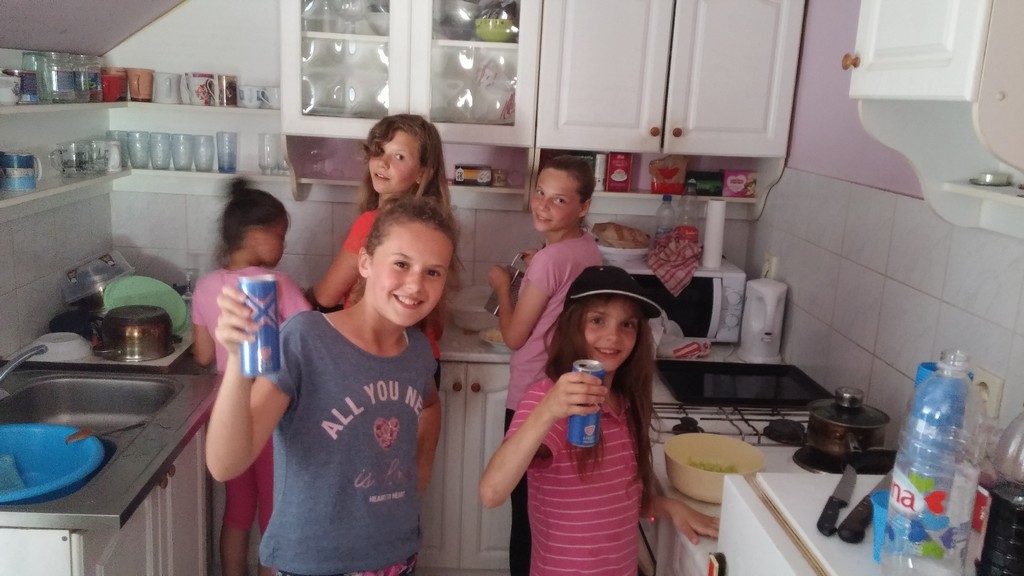 20160616180435905722