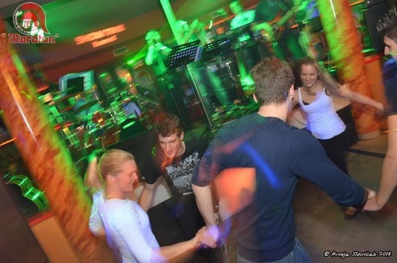 slika0039 Maraton (Petak, 21.3.2014. – Plesnjak Radia 1 uz Showtime band & Leo) slika0039 Maraton (Petak, 21.3.2014. – Plesnjak Radia 1 uz Showtime band & Leo)