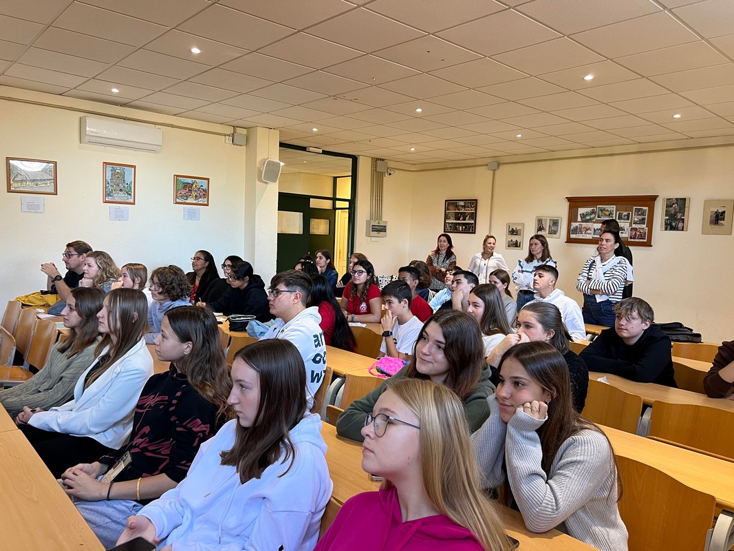 OŠ TOMAŠA GORIČANCA Učenice u pratnji svojih učiteljica posjetile Španjolsku