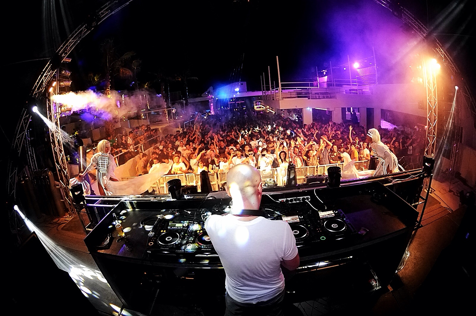 9789415088aa4879bc0f5eb08fdd85d