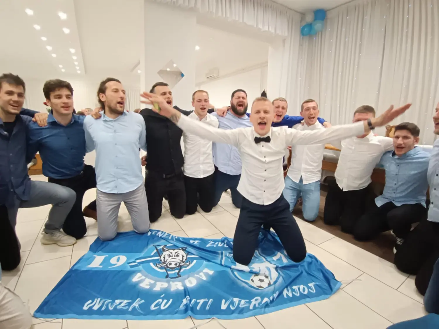 33b94635-e1ca-4145-bbd3-0c46a6f6b9bc 33b94635-e1ca-4145-bbd3-0c46a6f6b9bc