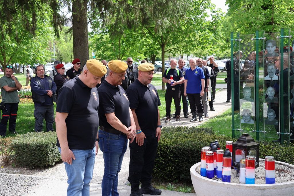 34 krunice za 34 godine (14) 34 krunice za 34 godine (14)