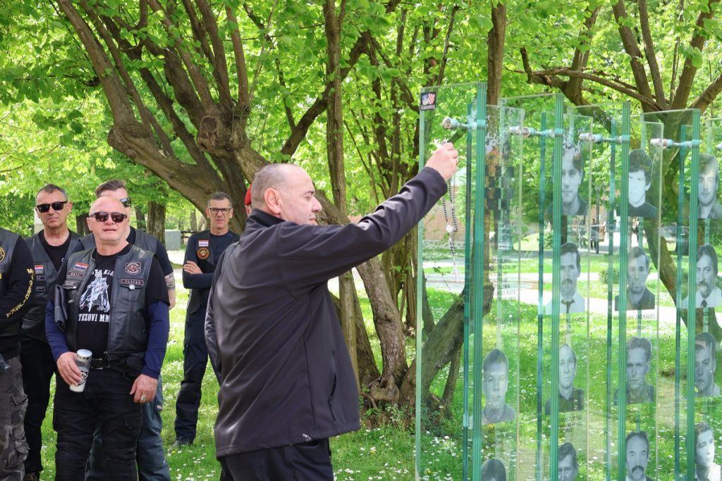 34 krunice za 34 godine (7) 34 krunice za 34 godine (7)