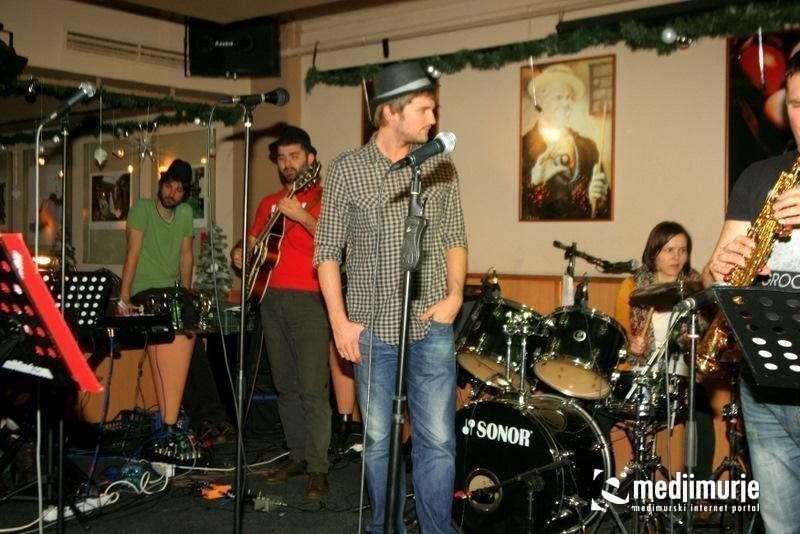 IMG6385 Paladin (Subota, 17.12.2011)