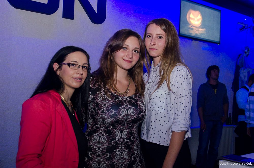 1475331812165694384176497292044