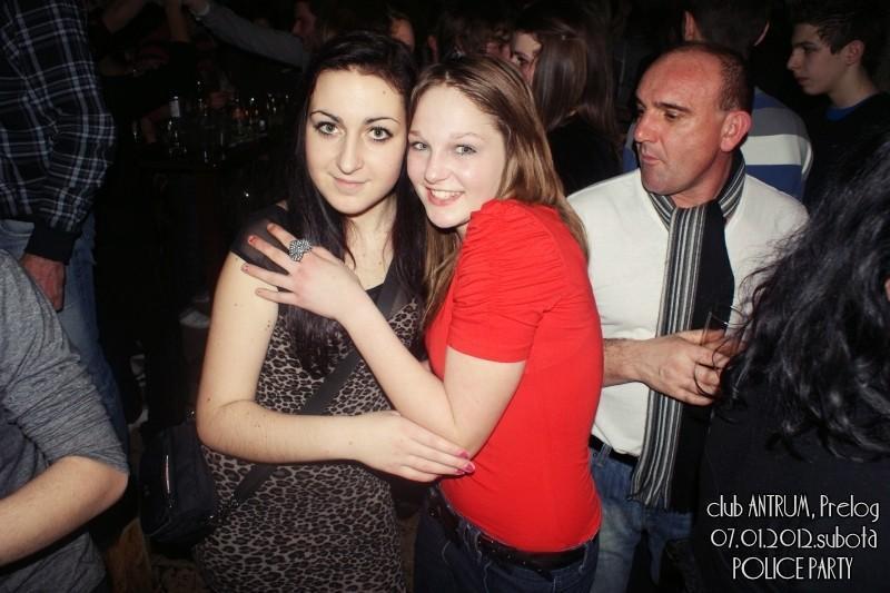 slika0009 Antrum (Subota, 7.1.2012) slika0009 Antrum (Subota, 7.1.2012)