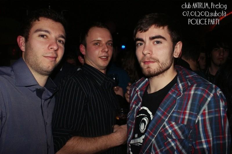 slika0003 Antrum (Subota, 7.1.2012) slika0003 Antrum (Subota, 7.1.2012)