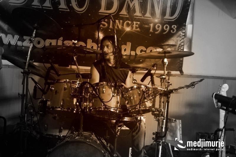 PALADIN 8.10.2011. PALADIN 8.10.2011.