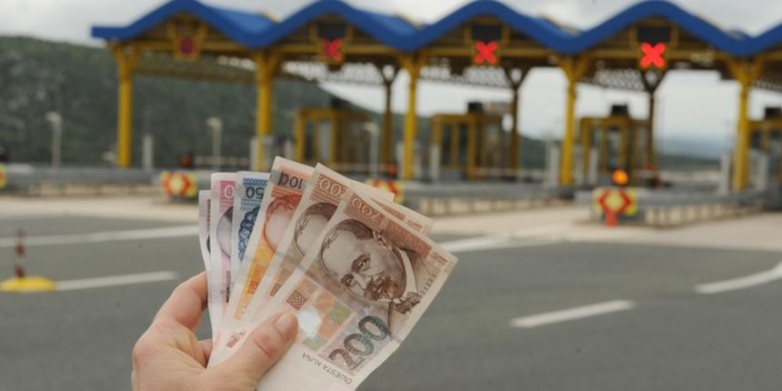 b4b492dff7336fa9c956aacd8fce700