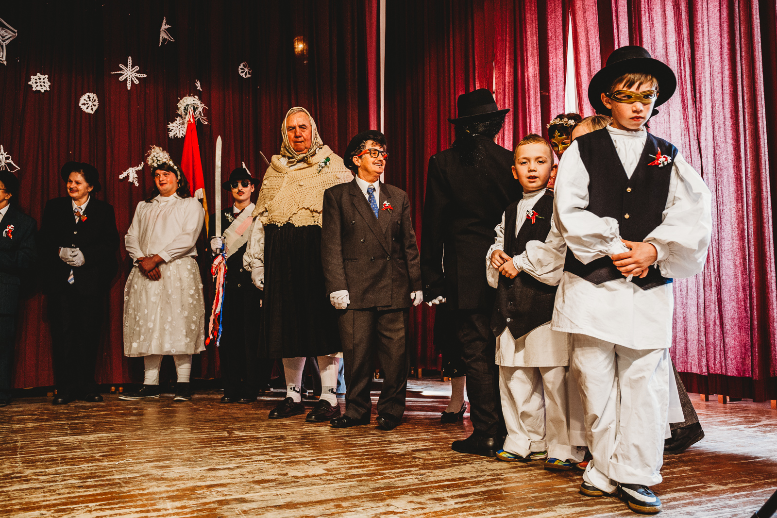 Gorički svati – fašnička povorka s kreativnim maskama prošetala Goričanom