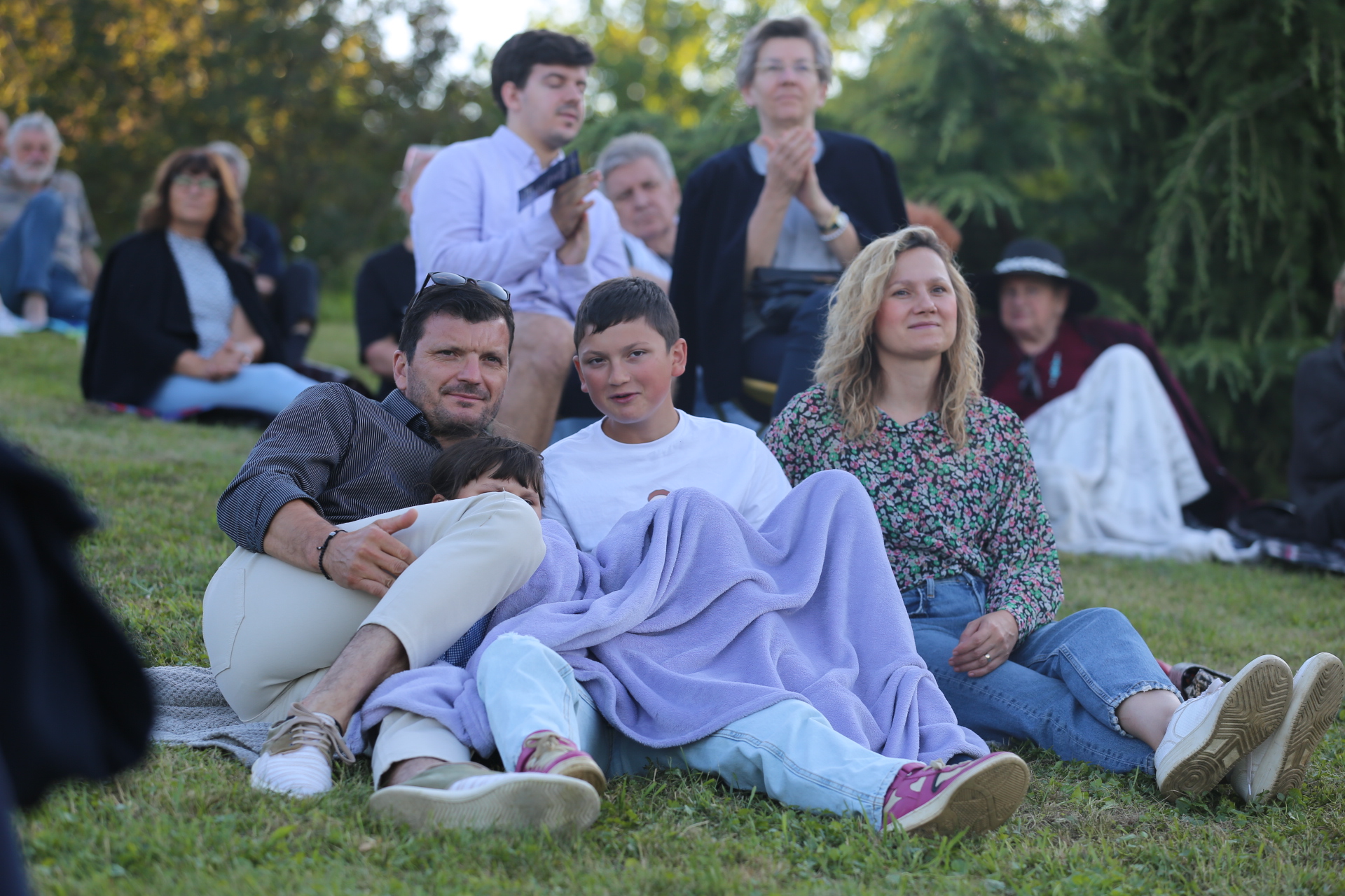 Koncert u Zmajevom vrtu obitelji Valkaj